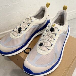 Ecco Men's Cream and Blue Sneakers